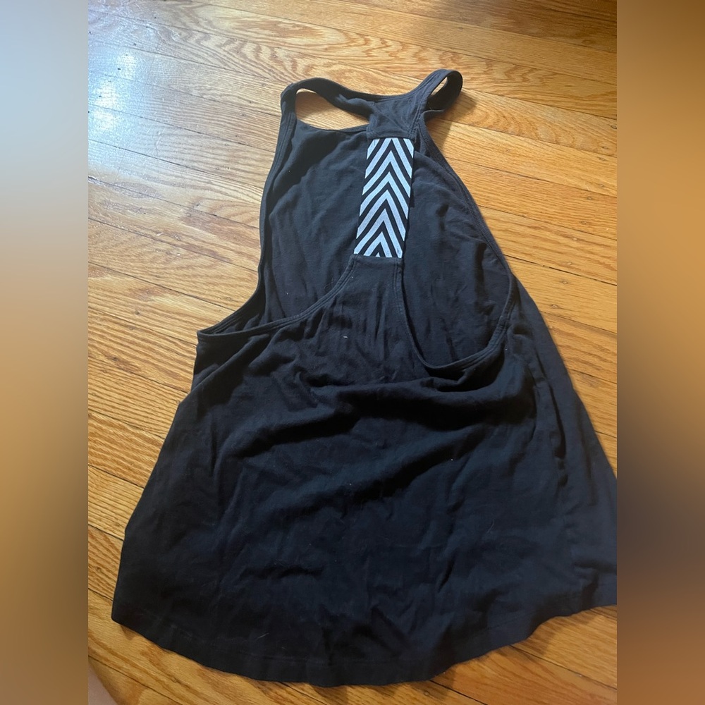 Pair of organic cotton Satva yoga tops